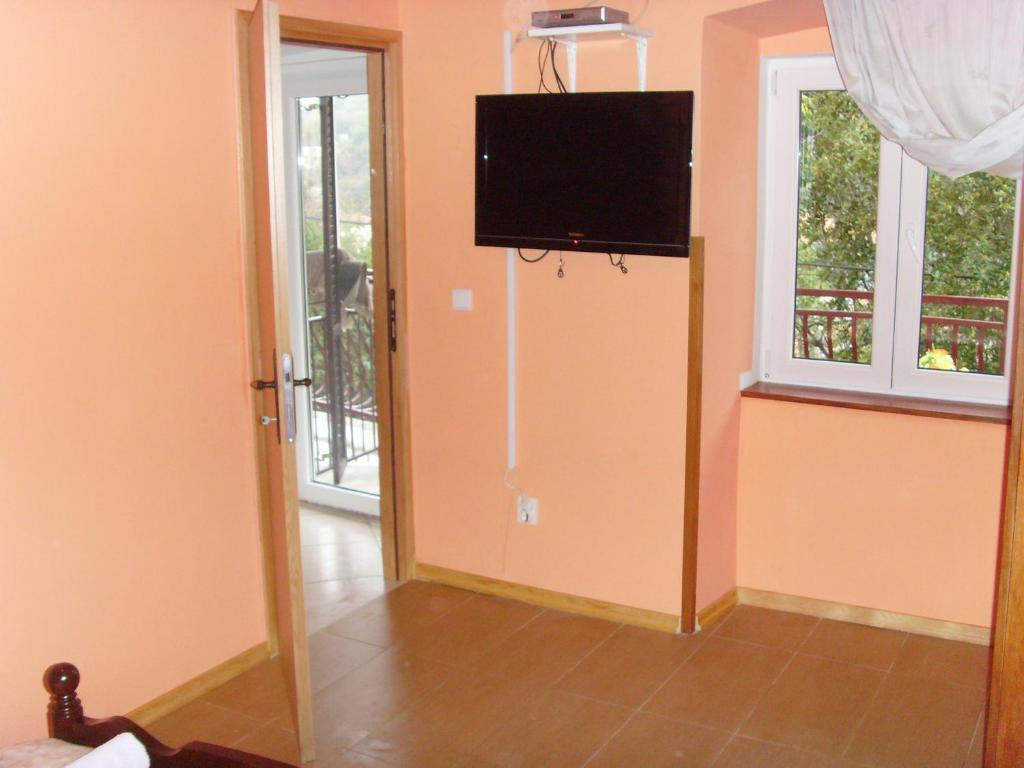 Apartments And Rooms Deskovic Mošćenička Draga Rom bilde