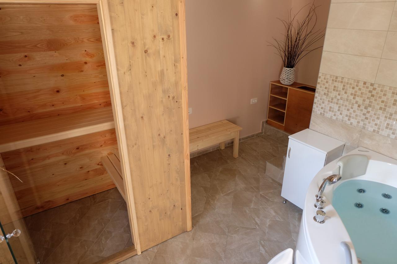 Apartments And Rooms Deskovic Mošćenička Draga Eksteriør bilde